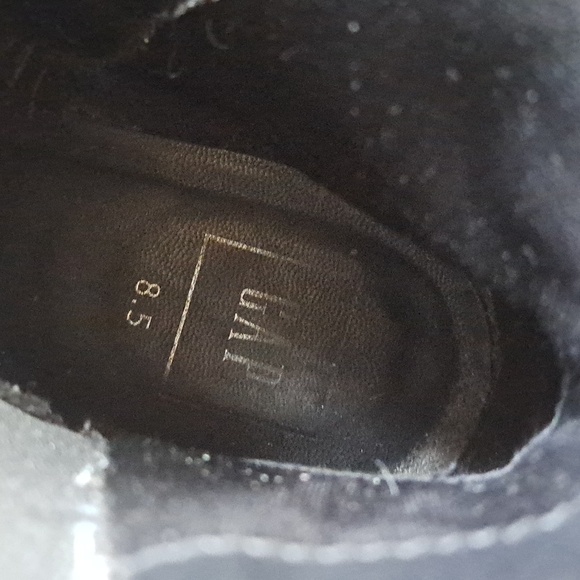 GAP Black Classic Comfy Pointy Toe Side Zip Women's Chelsea Ankle Boots - Picture 7 of 8